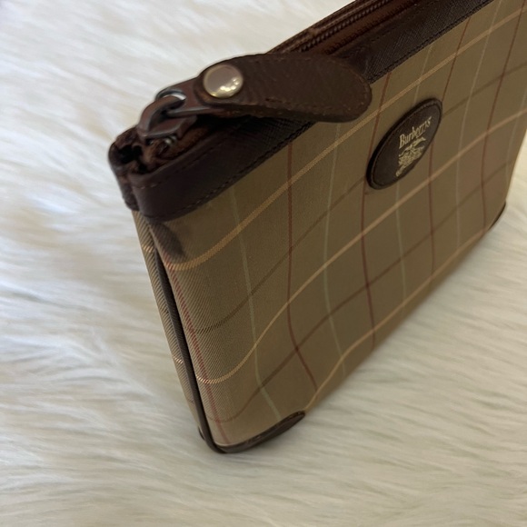 BURBERRY NOVA CHECK CLUTCH BAG